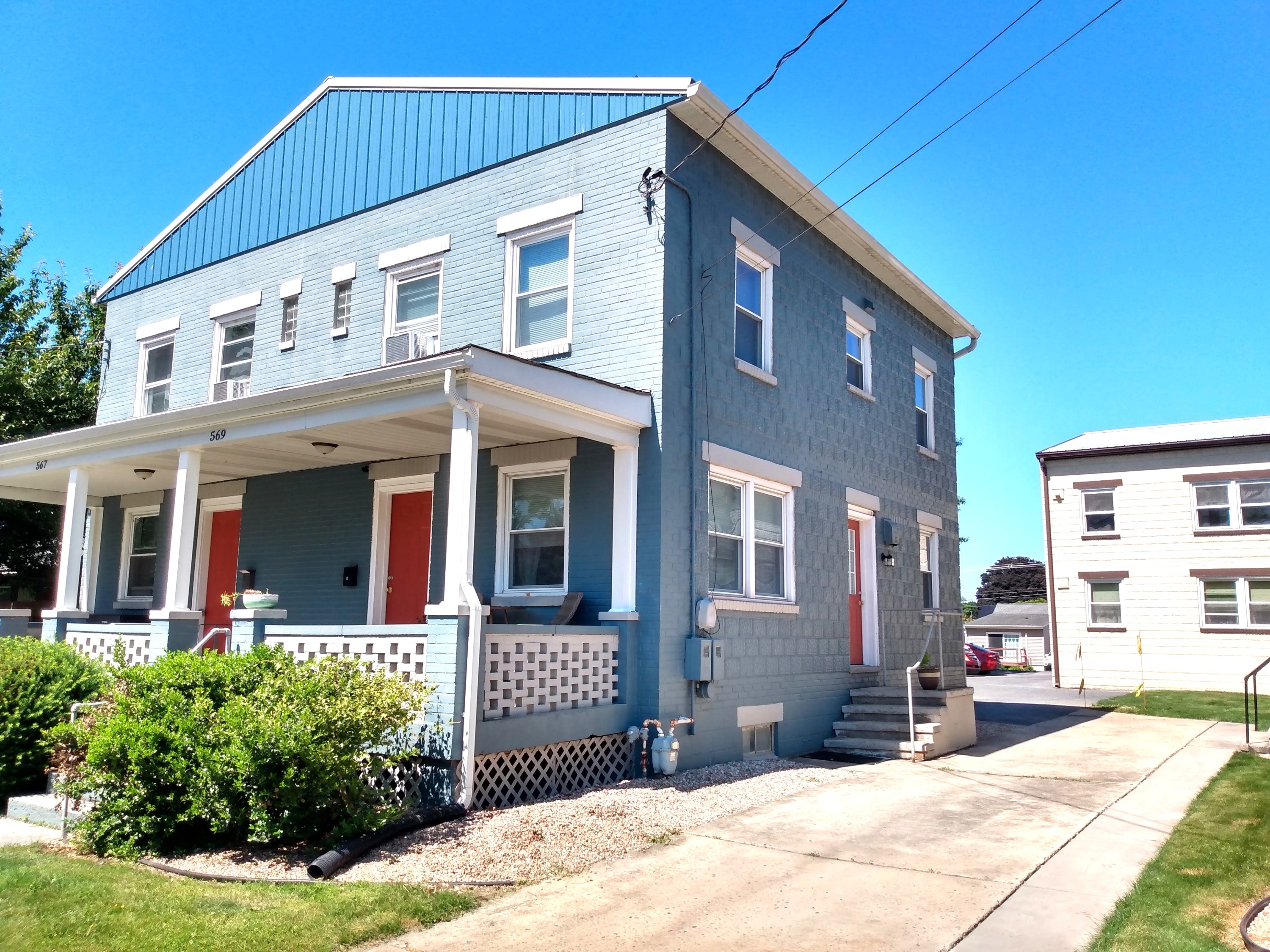 Property main image