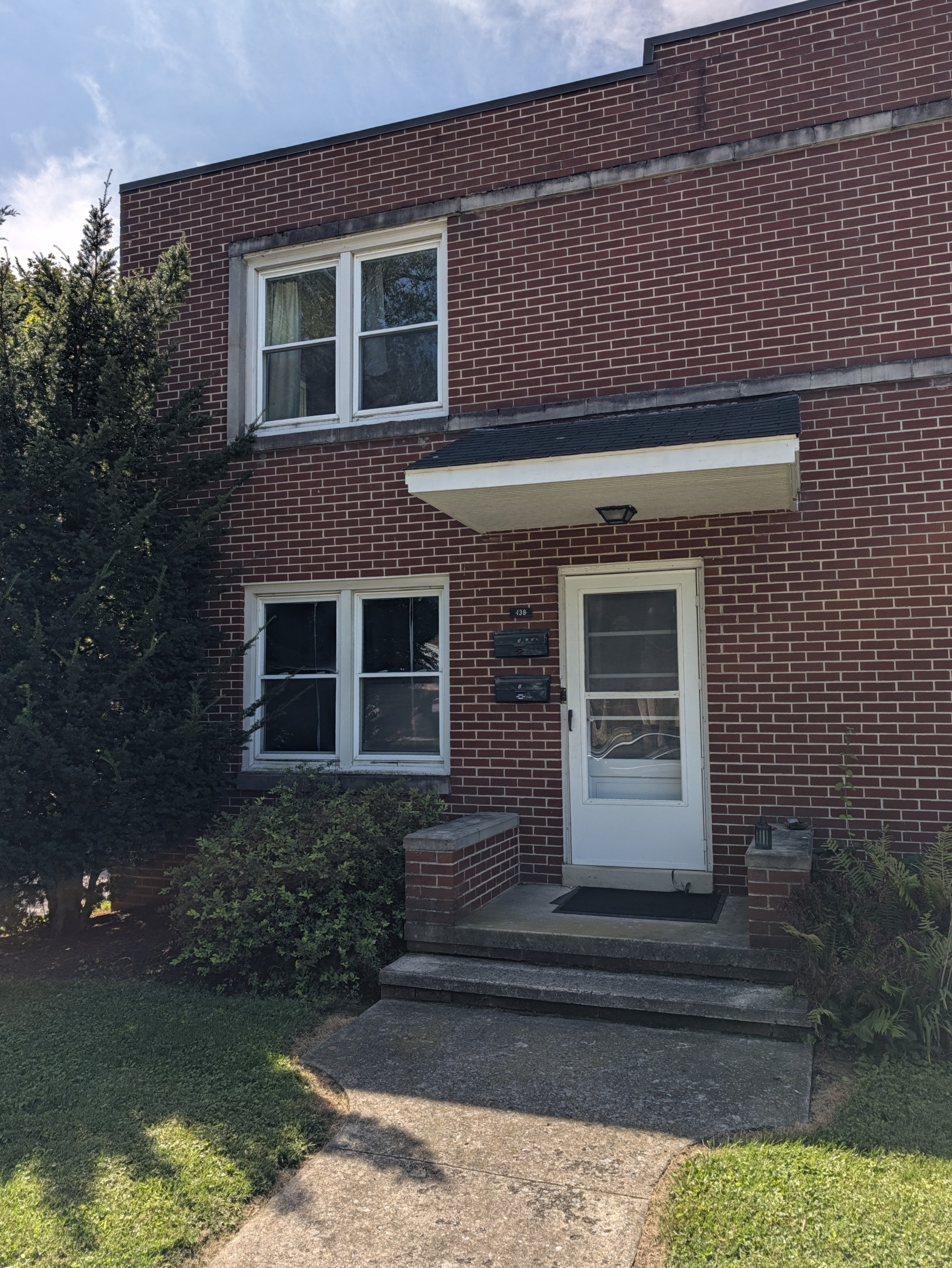 138 Ohio Avenue Apt 2