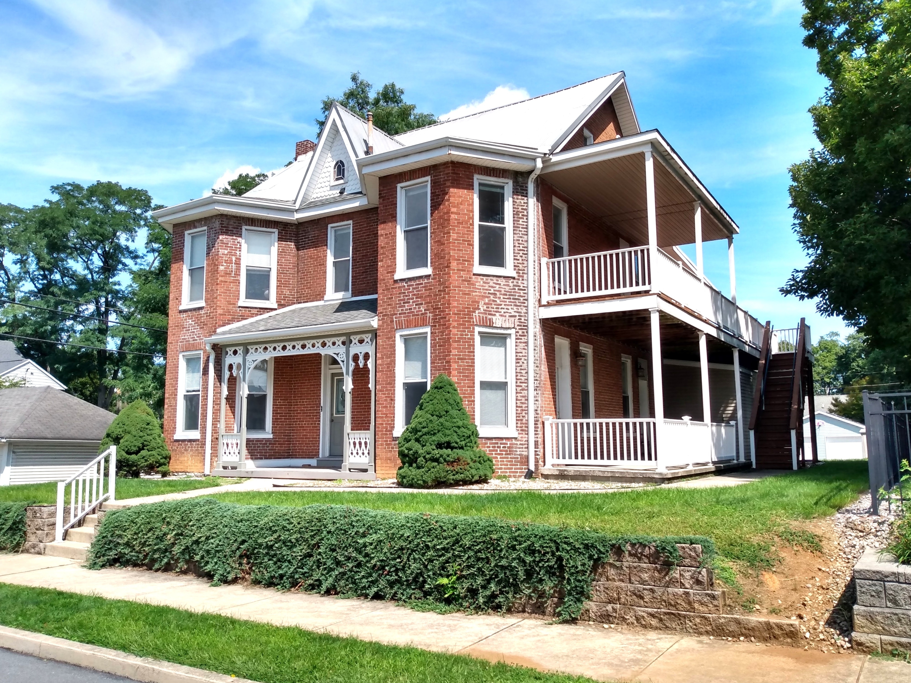519 Nelson Street - 3
